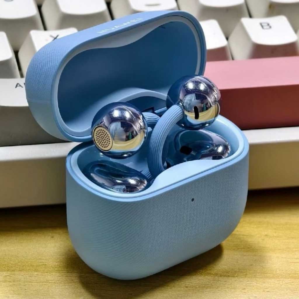 Stunning Blue Reveal: The New Huawei FreeClip 2 Leaked!