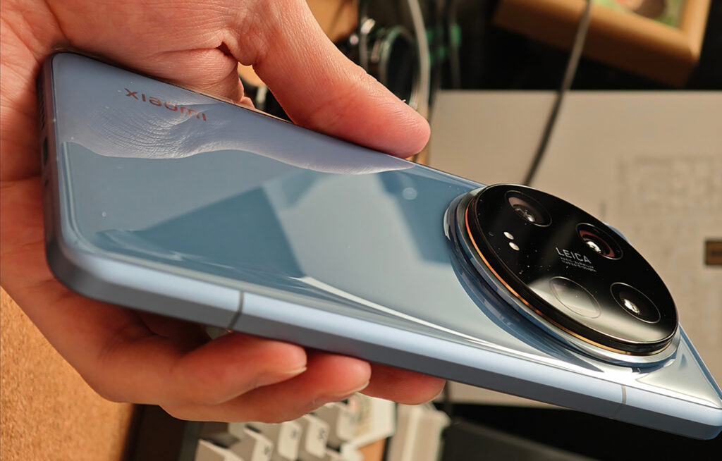 Xiaomi’s Flagship Phones Set to Get Exciting HyperOS 3 Update!