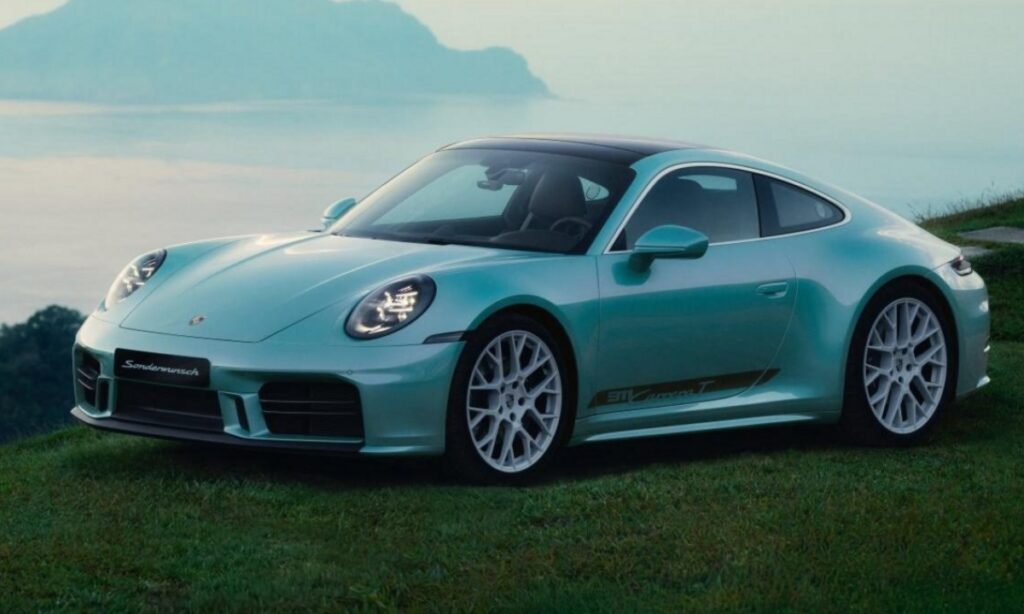 Porsche Unveils Bespoke 911 Carrera T Formosa