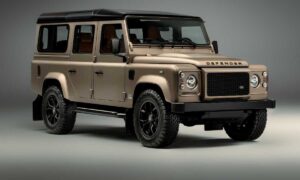 The Secret Behind the Land Rover Classic V8 Defender’s Octagonal Finish: A Tale of Power, Passion, and Surprising Transformation